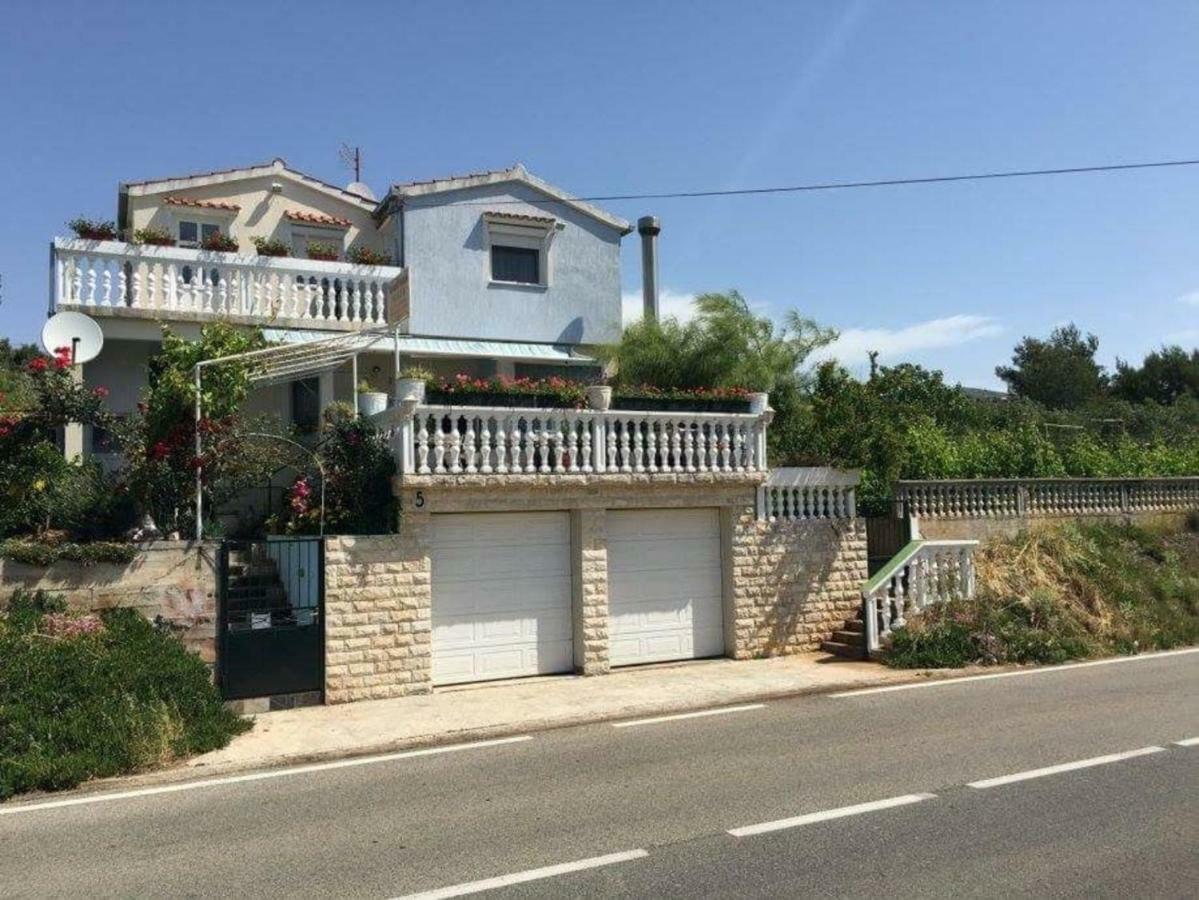 Apartments Kolak 로고즈니차 외부 사진